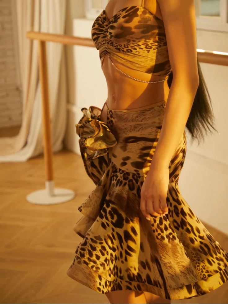 Топ ZYM 26022 Caramel leo